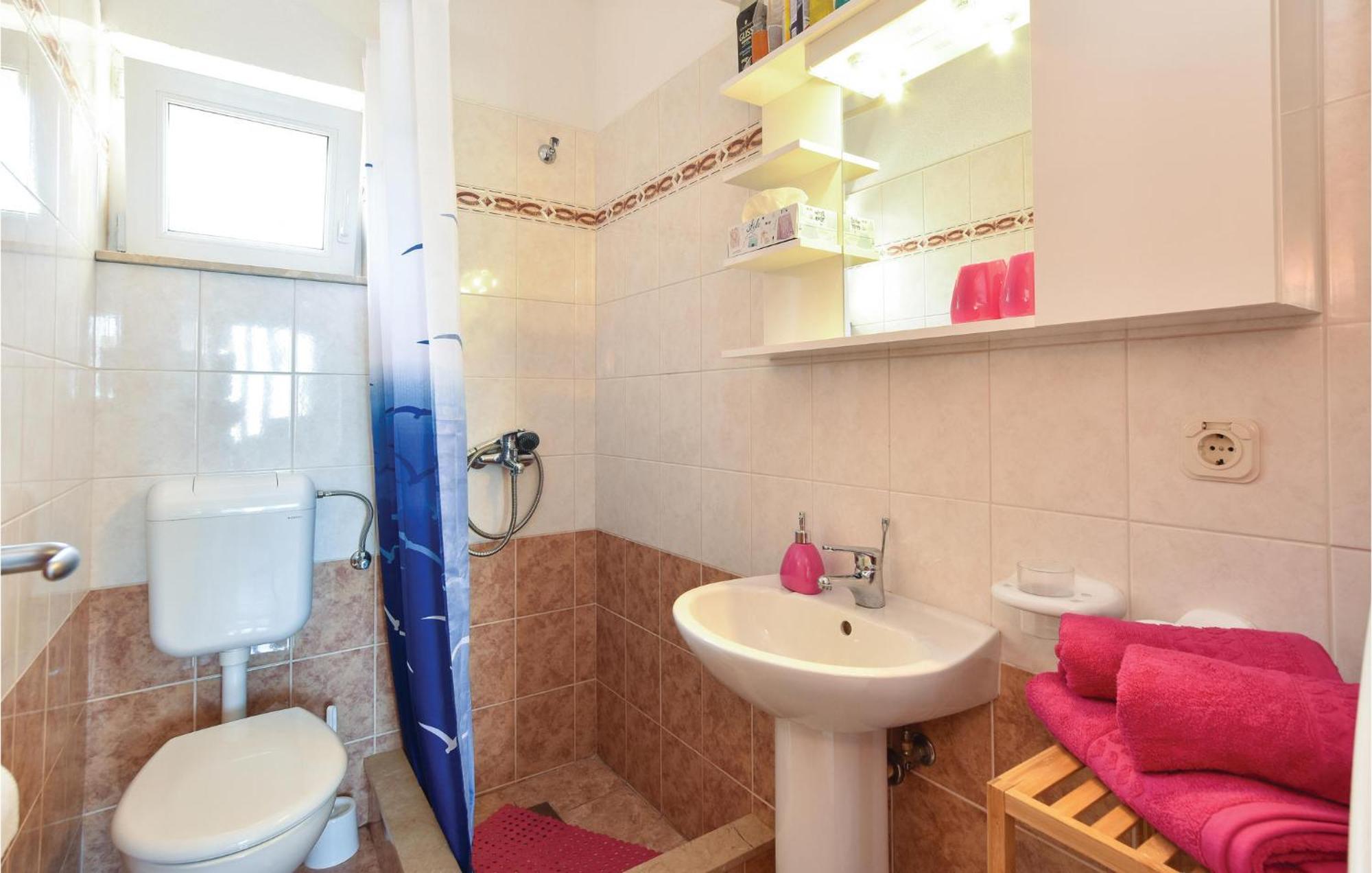 Pet Friendly Home In Postira With Wifi ภายนอก รูปภาพ